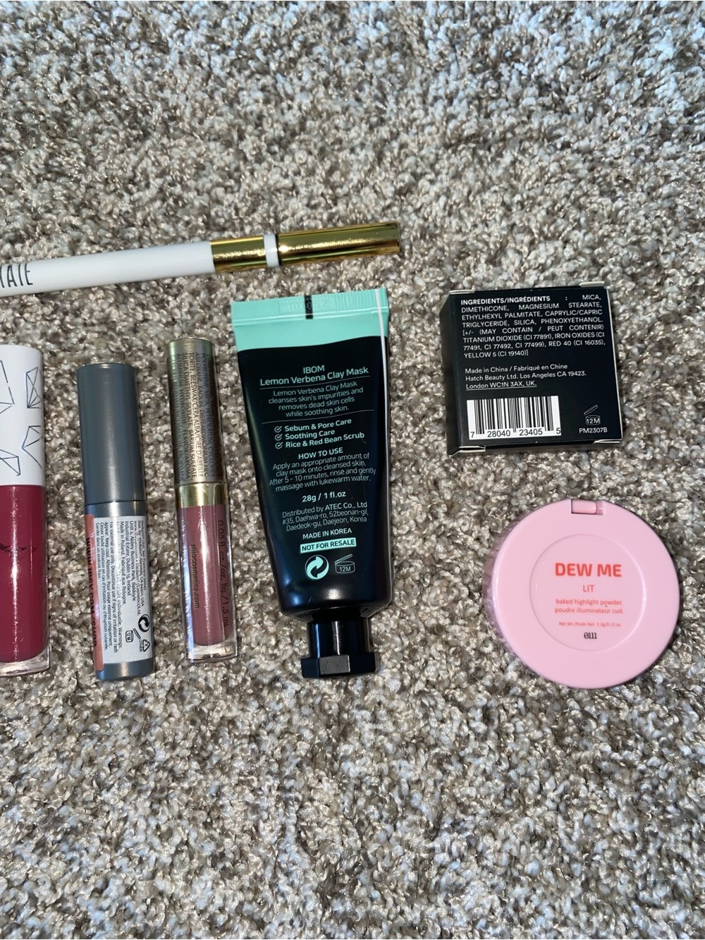 Makeup Sample Lot - Picture 5 of 5